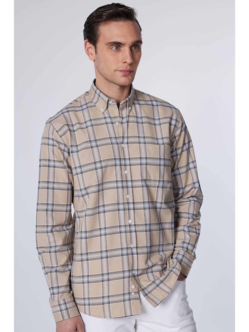 Karışık Erkek Regular Fit Klasik Kesim Düğmeli Yaka Küçük Kareli Pamuklu Gömlek-1