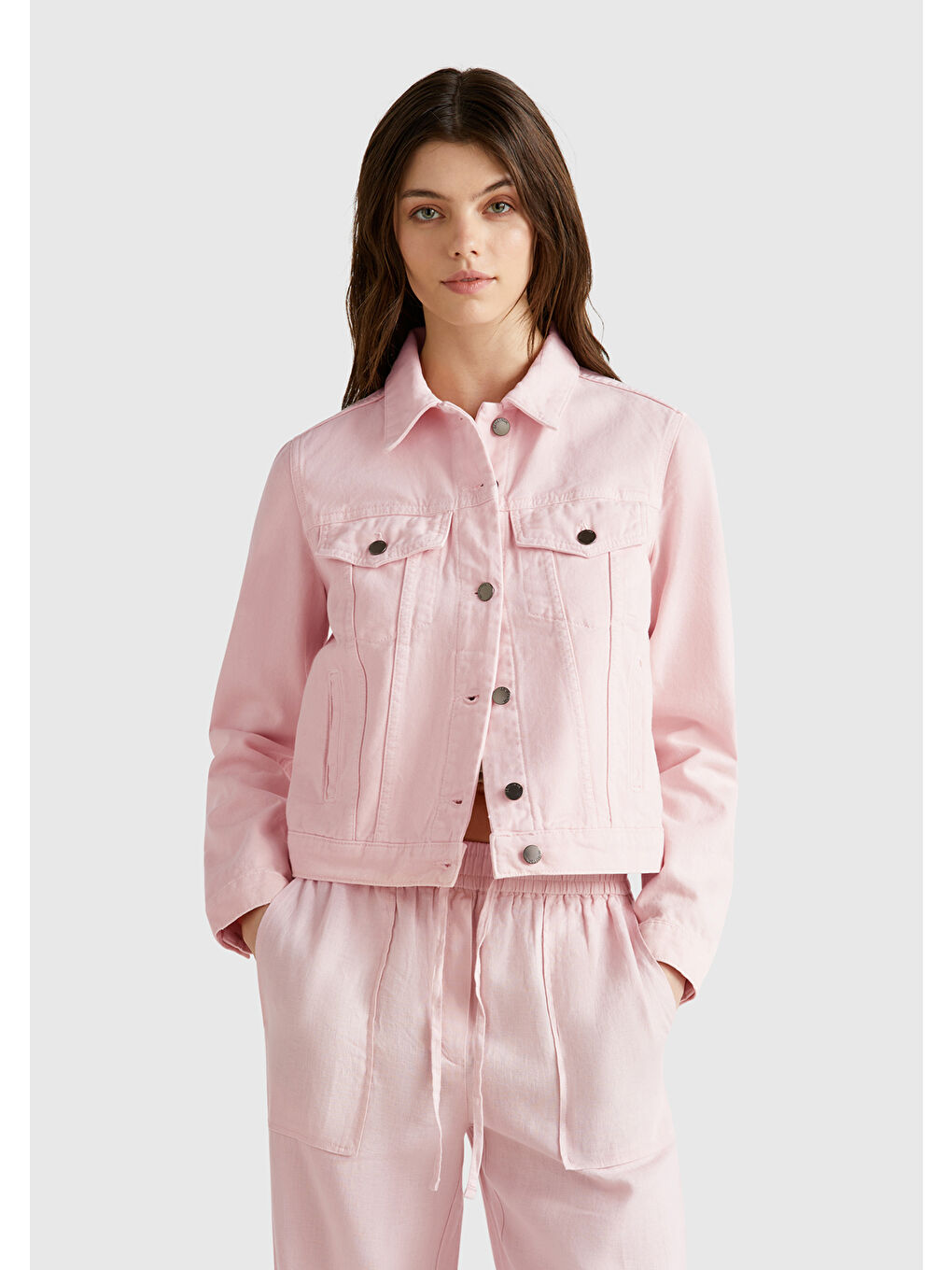 Kadın Pembe %100 Pamuk Yanları Cepli Straight Fit Denim Ceket