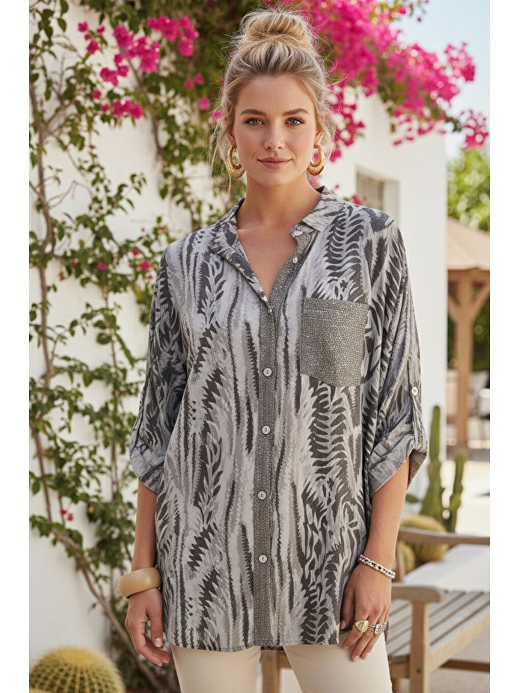 Bej İtalyan Vizon Hakim Yaka Düğmeli 3/4 Kol Desenli Pullu Cepli Casual Viskon Dokuma Bluz 77 65-1