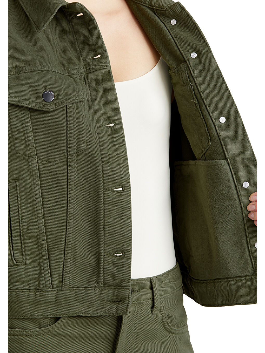 Kadın Soluk Yeşil %100 Pamuk Yanları Cepli Straight Fit Denim Ceket-5