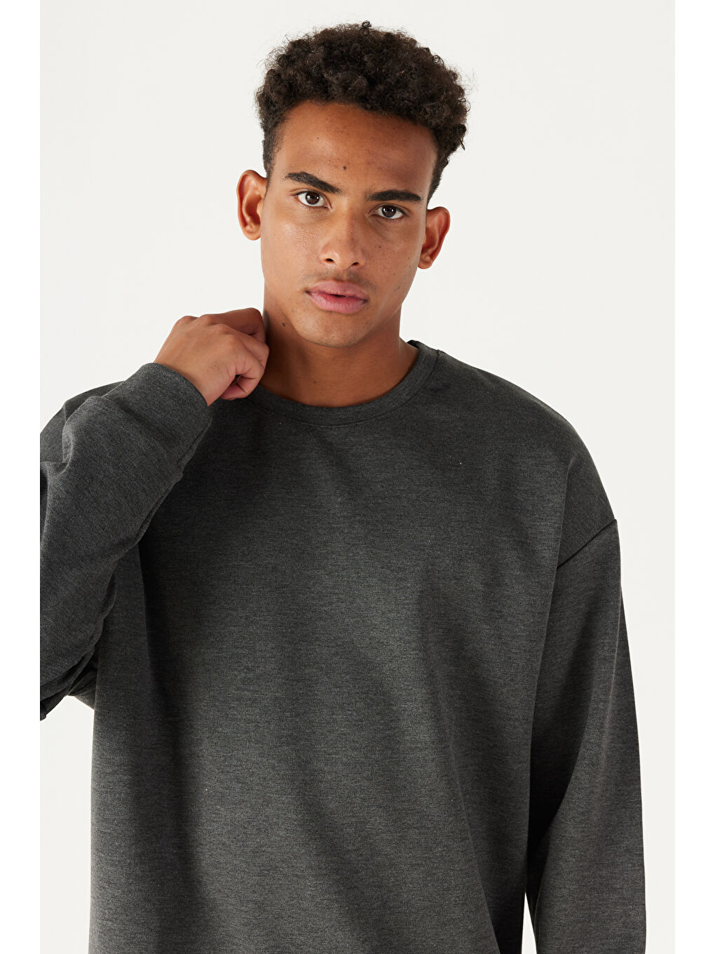Erkek Antrasit-Melanj Oversize Bol Kesim Bisiklet Yaka Düz Sweatshirt-3