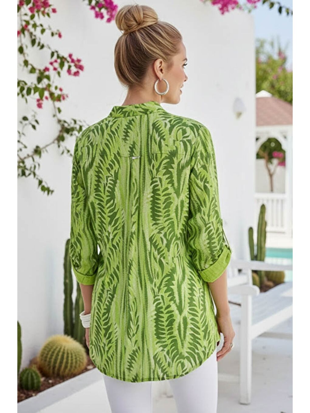 İtalyan Fıstık Yeşili Hakim Yaka Düğmeli 3/4 Kol Desenli Düğmeli Pullu Cepli Dokuma Bluz 72 65-4