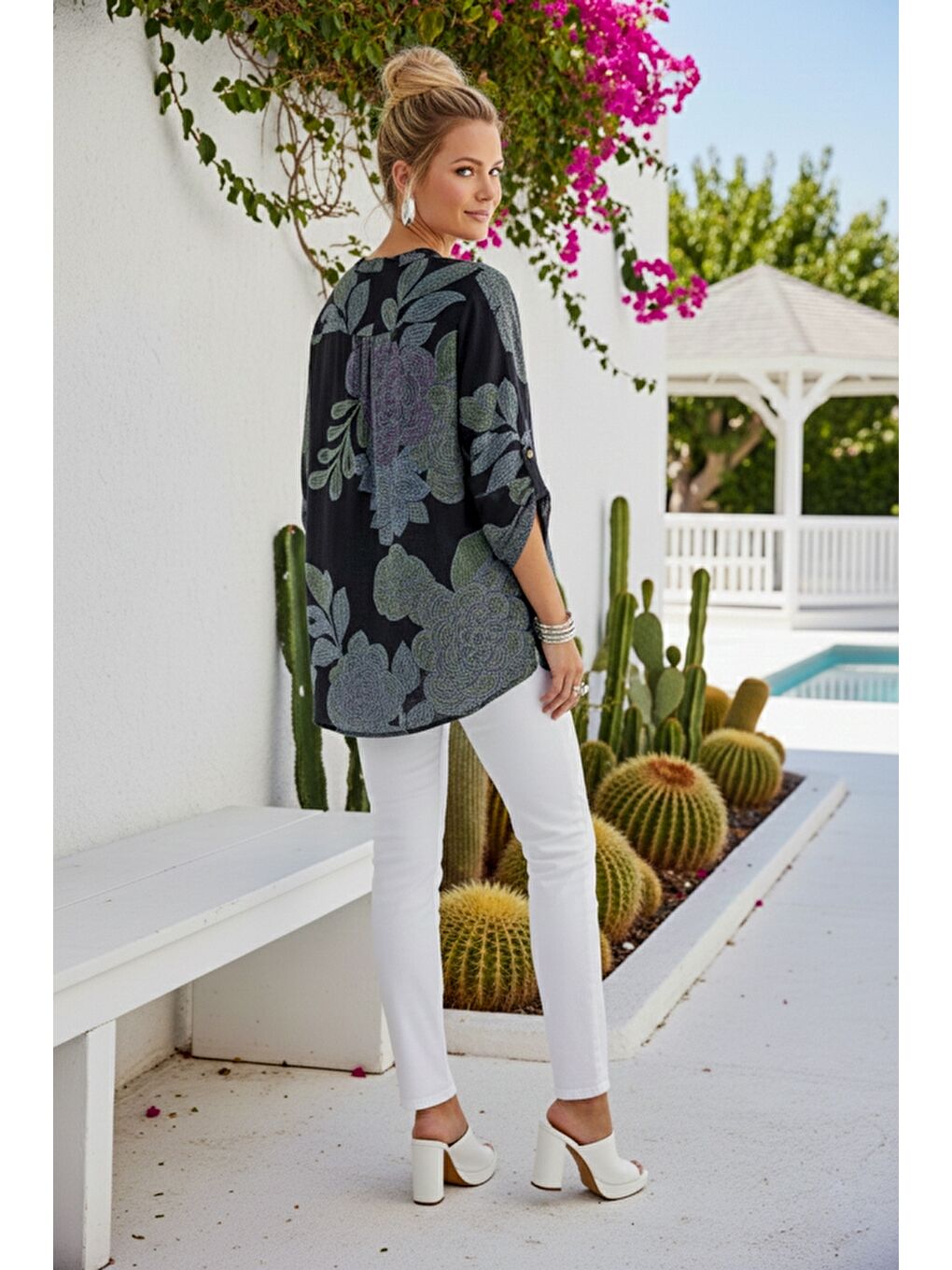 İtalyan Siyah Hakim Yaka Düğmeli 3/4 Kol Çiçekli Cepli Casual Keten Görünümlü Dokuma Bluz 75 65-5