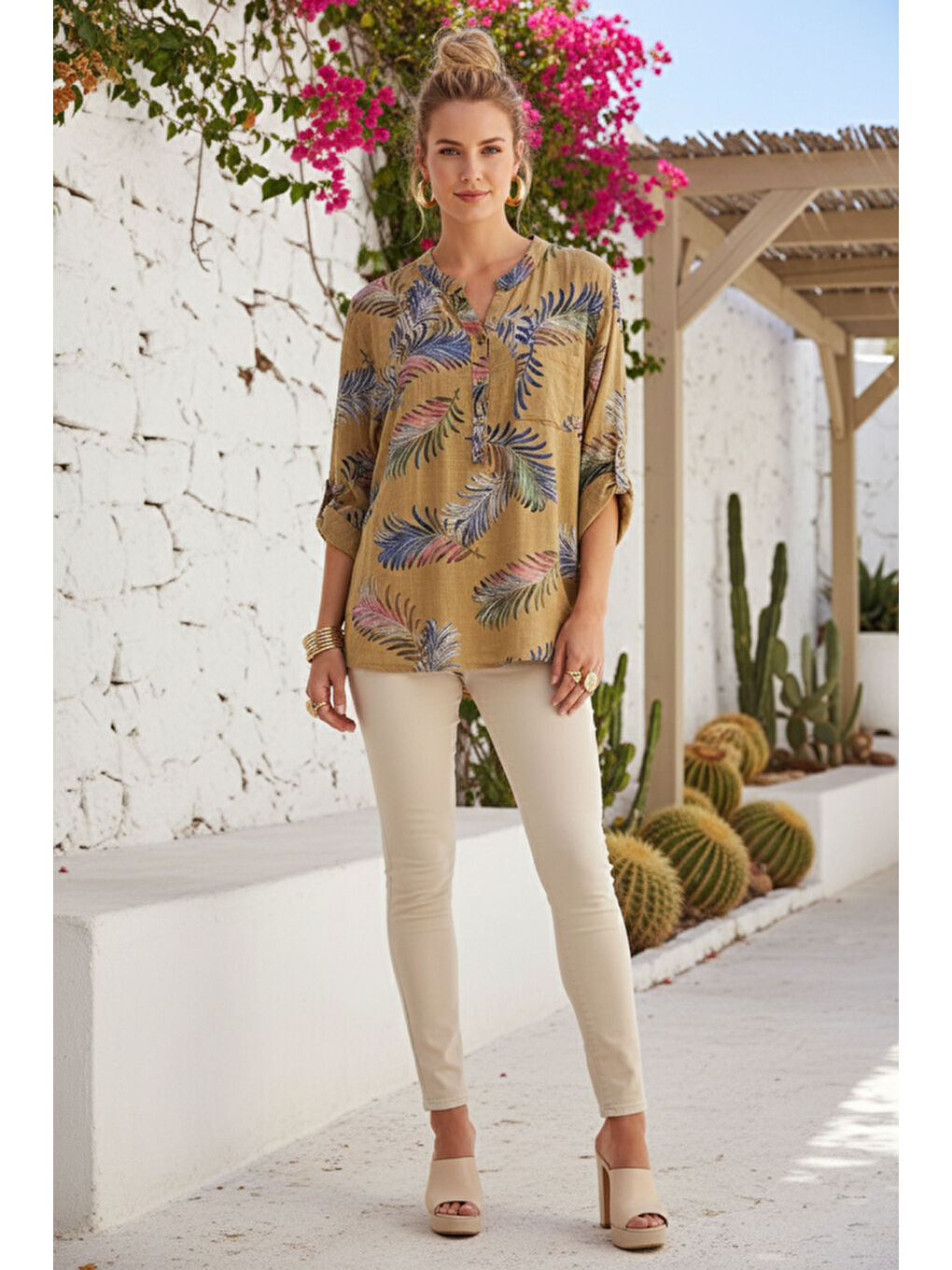 Sarı İtalyan Hardal Hakim Yaka Düğmeli 3/4 Kol Yaprak Desenli Cepli Keten Görünümlü Dokuma Bluz 75 65-3