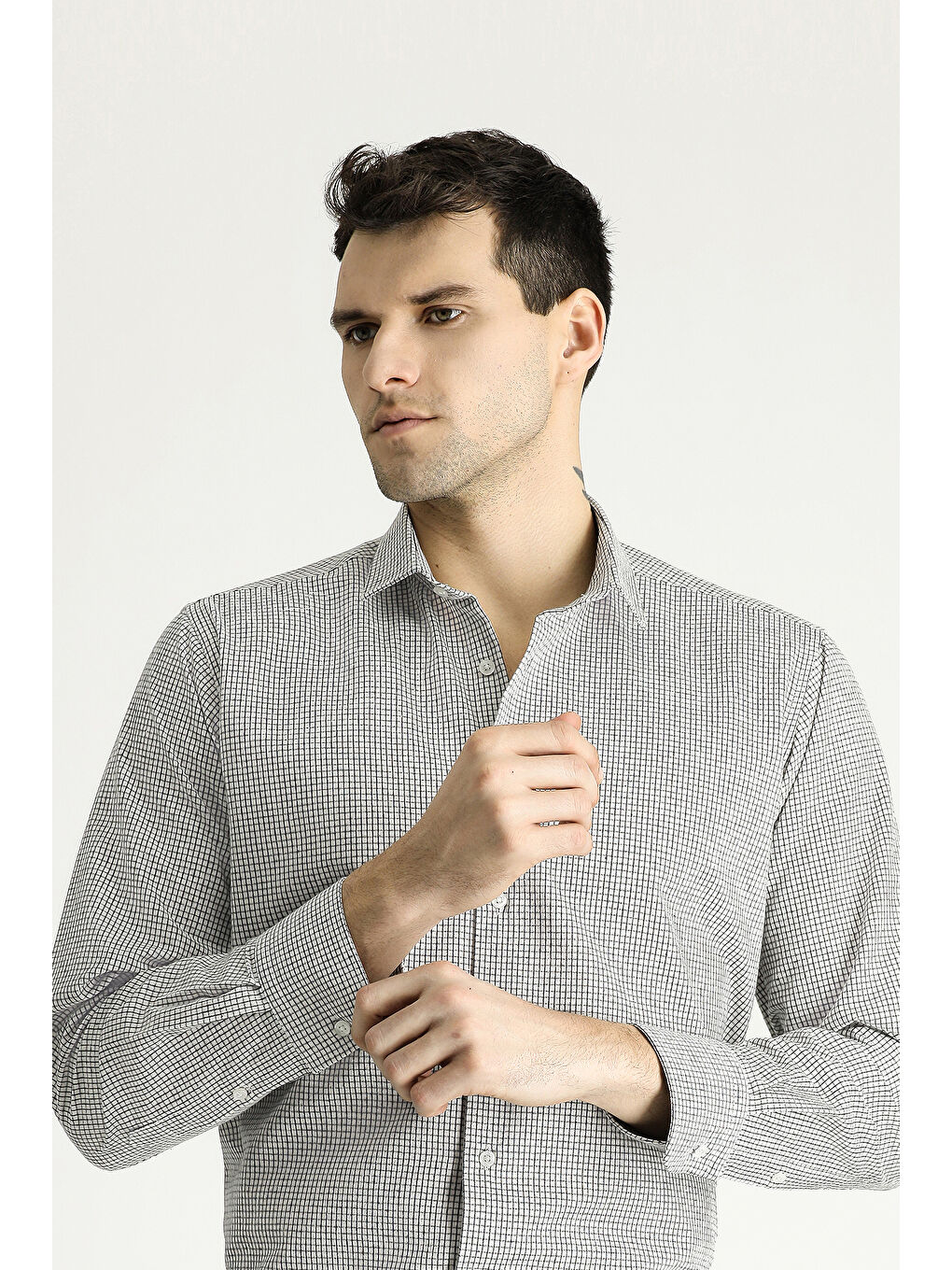 Beyaz Uzun Kol Regular Fit Oduncu Kareli Pamuklu Kolay Ütülenebilir Gömlek