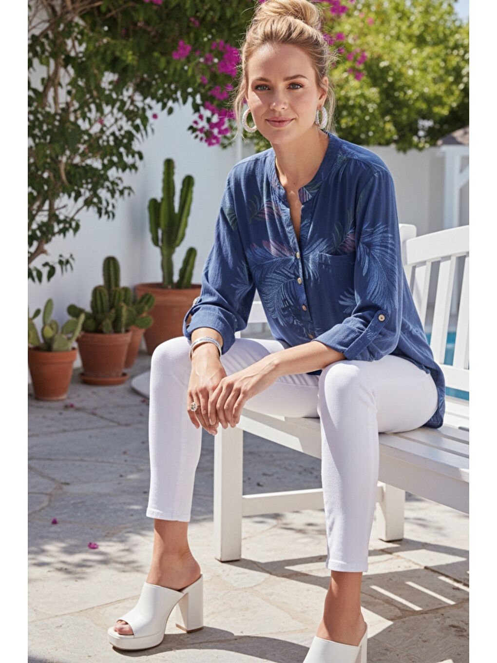 İtalyan Lacivert Hakim Yaka Düğmeli 3/4 Kol Yaprak Desenli Cepli Keten Görünümlü Dokuma Bluz 75 65-1