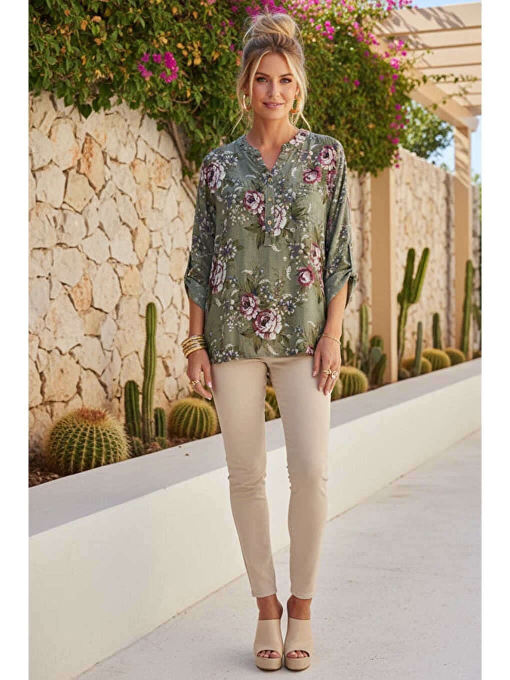 İtalyan Haki Hakim Yaka Düğmeli 3/4 Kol Çiçekli Cepli Casual Keten Görünümlü Dokuma Bluz 75 65-3