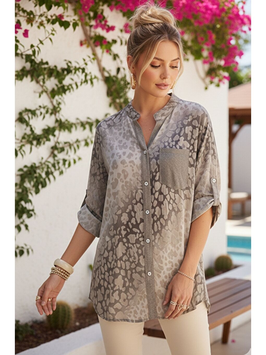 İtalyan Bej Hakim Yaka 3/4 Kol Leopar Desenli Düğmeli Pullu Cepli Casual Viskon Dokuma 75 65-2