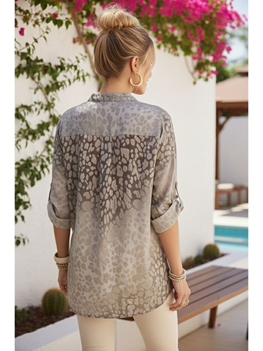 İtalyan Bej Hakim Yaka 3/4 Kol Leopar Desenli Düğmeli Pullu Cepli Casual Viskon Dokuma 75 65-5
