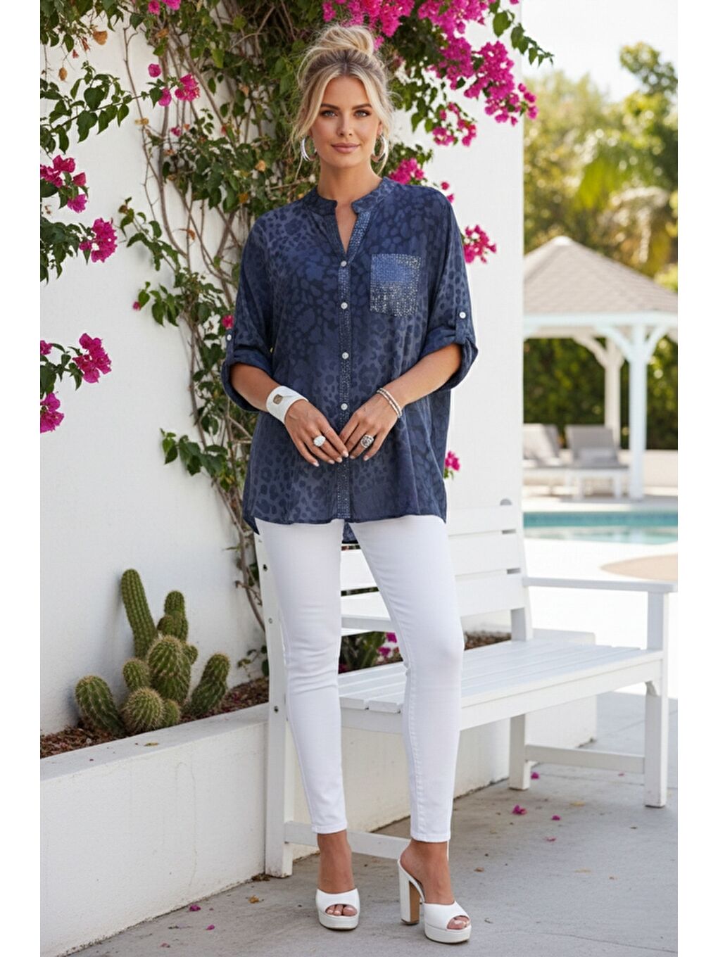 İtalyan Lacivert Hakim Yaka 3/4 Kol Leopar Desenli Düğmeli Pullu Cepli Casual Viskon Dokuma 75 65-4