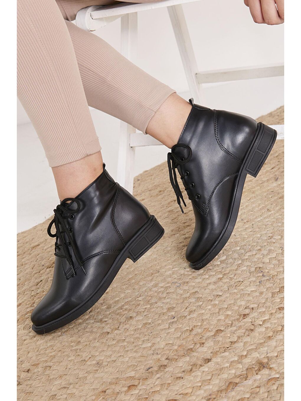 Kadın Siyah Bot - 23057-2
