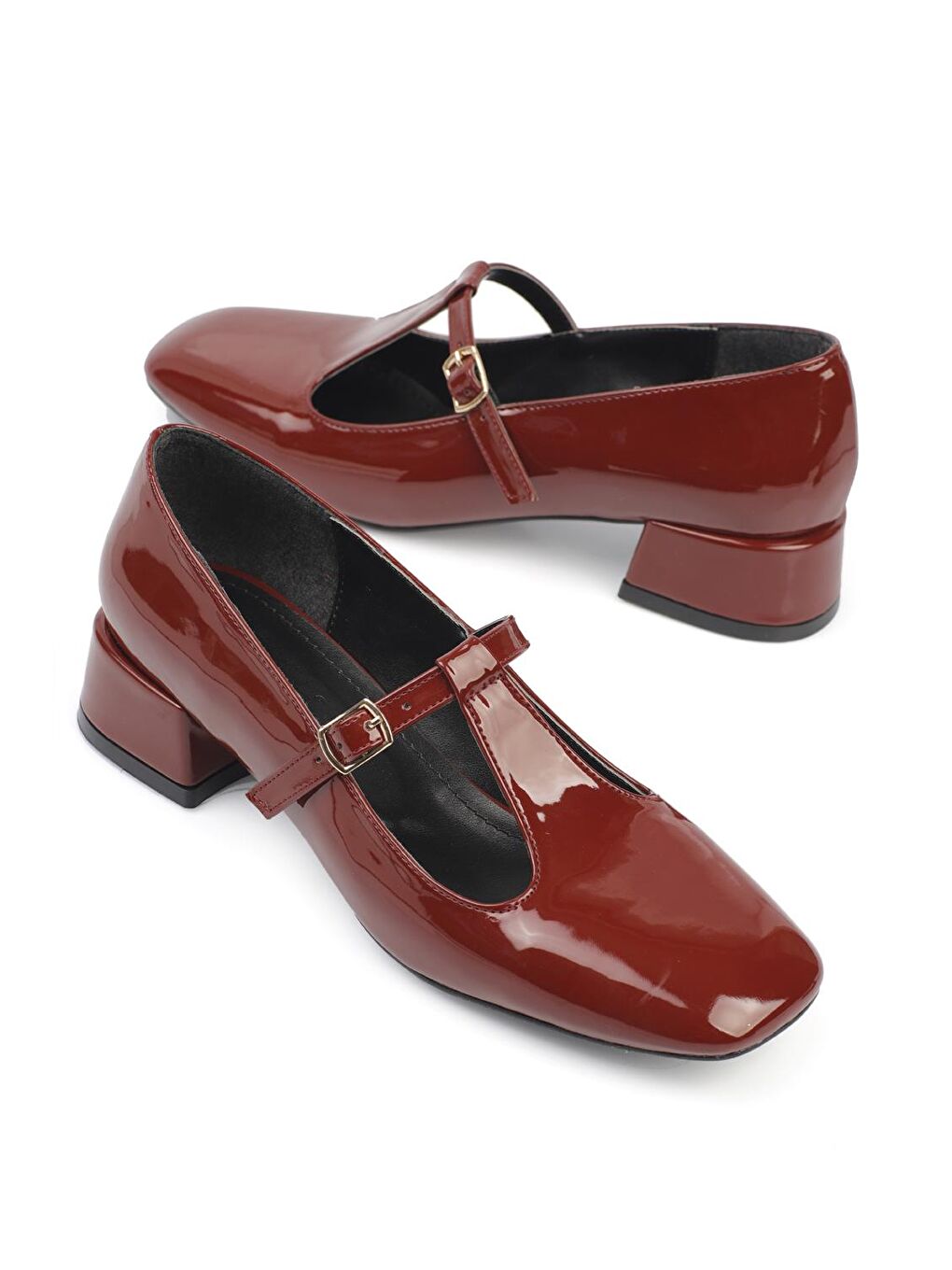 Bordo Küt Burunlu T Bantlı Alçak Topuk Kadın Ayakkabı-1