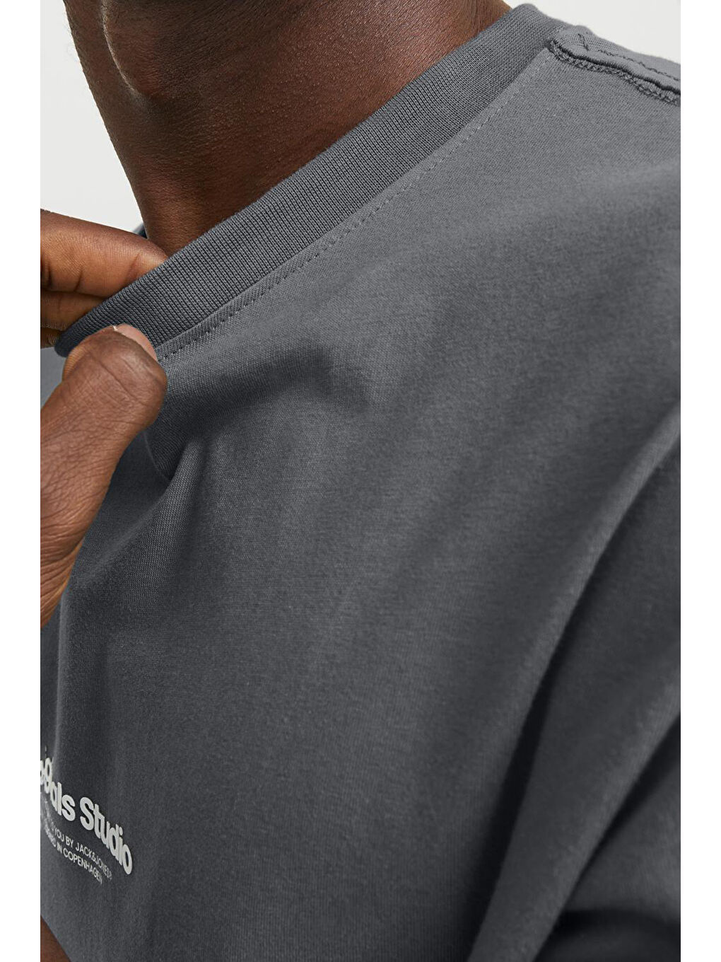 Gri Jorvesterbro Pamuklu Bisiklet Yaka Relaxed Fit Erkek %100 Pamuk Tişört 12240121-4