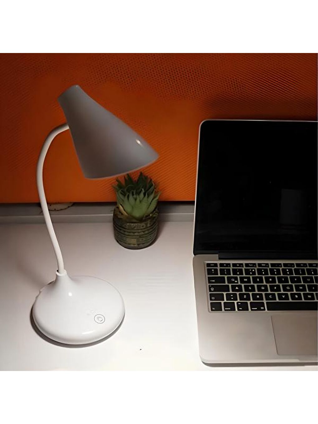Dokunmatik Şarjlı 3 Renkli Ledli Masa Lambası - Beyaz - 3 W-2
