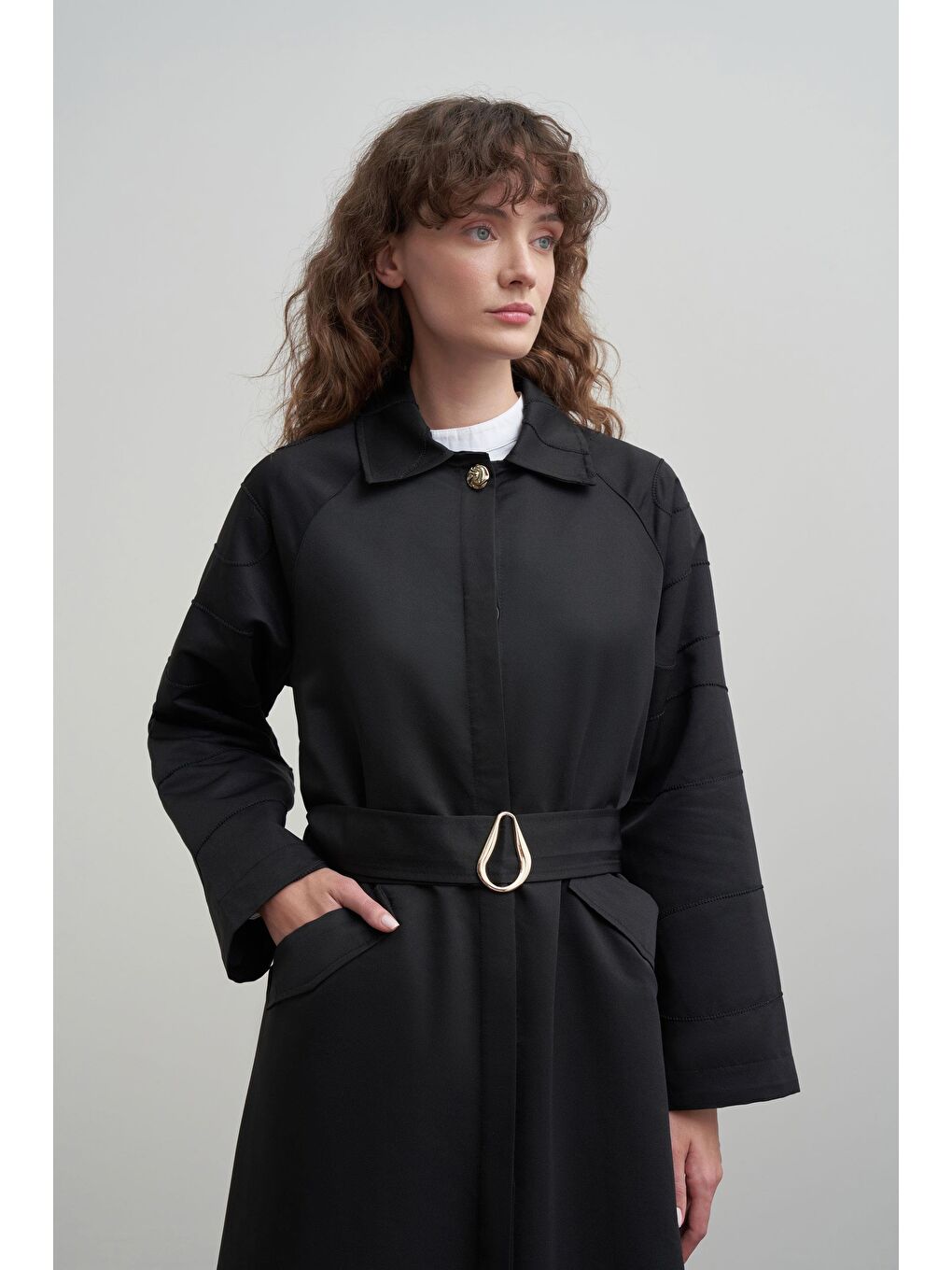 Siyah-Kuşak Detaylı Uzun Ferace-4