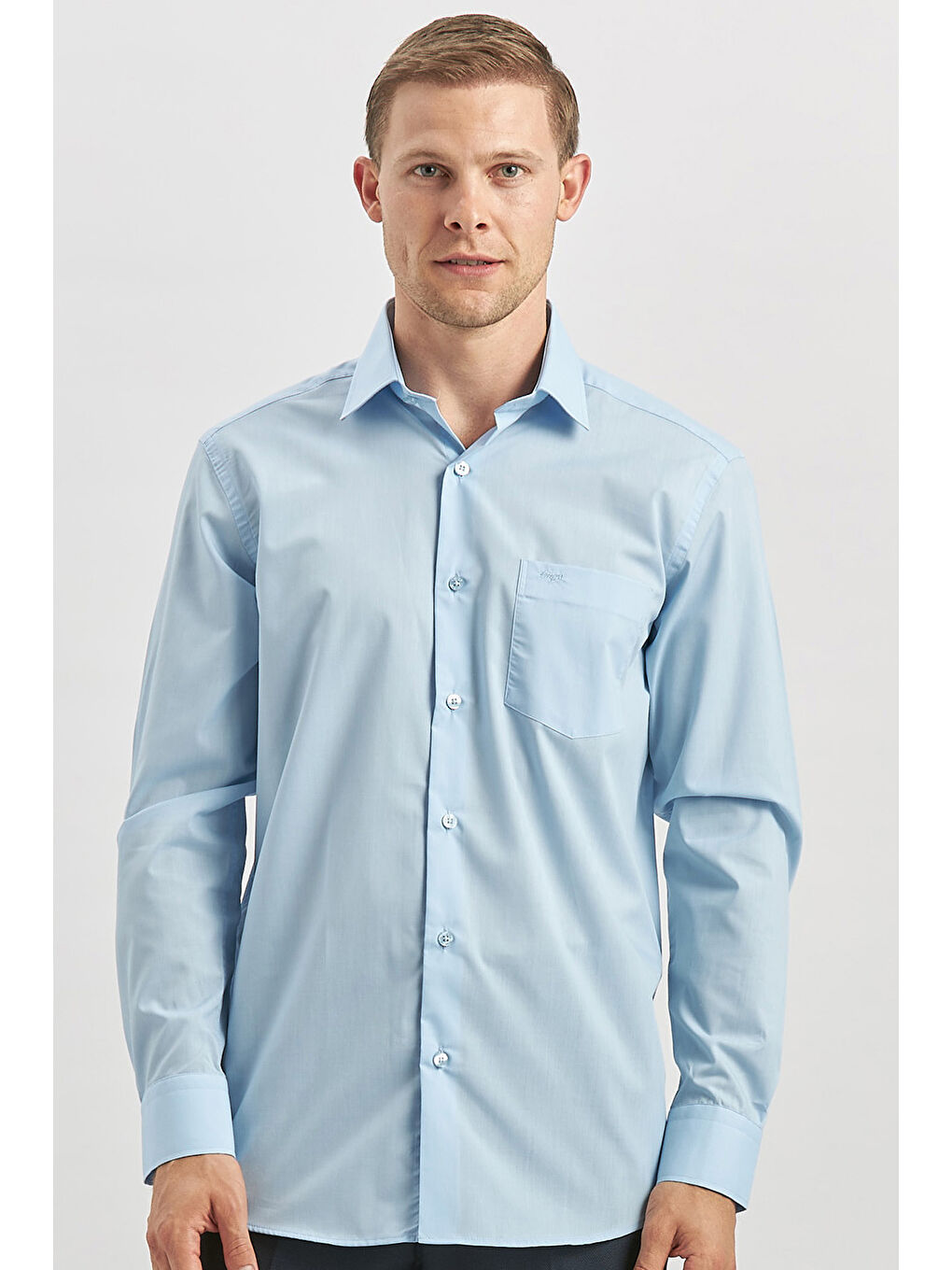 Koyu Mavi Uzun Kollu   Sert Yaka Cepli  Pamuklu Basic Comfort Fit Rahat Kesim Gömlek 1004240051-3