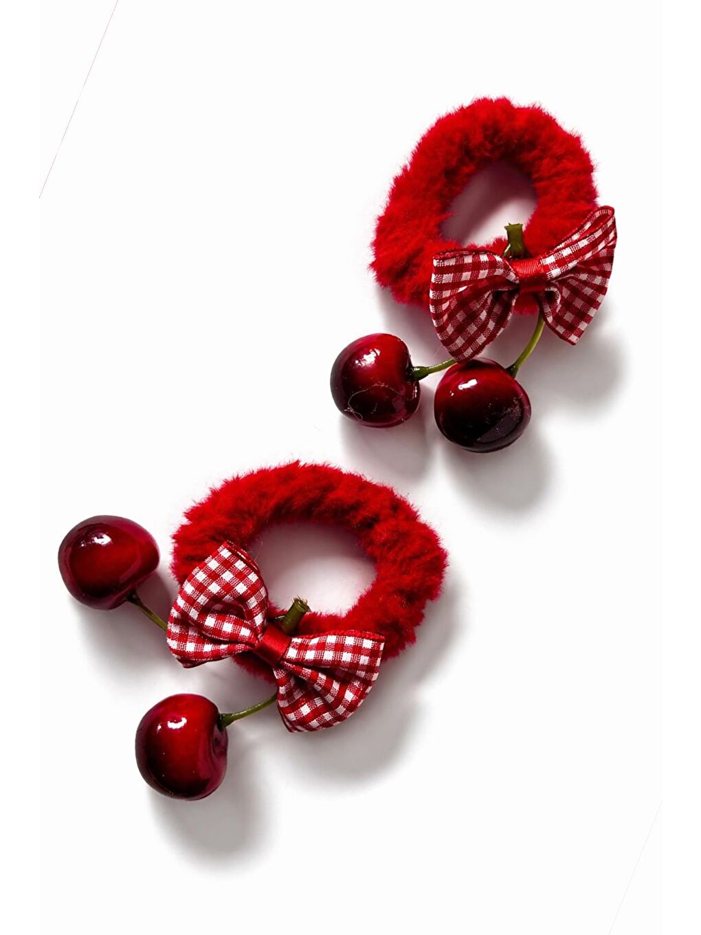 Kırmızı Cherry Red Lastik Toka – Ekose Fiyonk & Kiraz Detaylı (2’li Set)-1