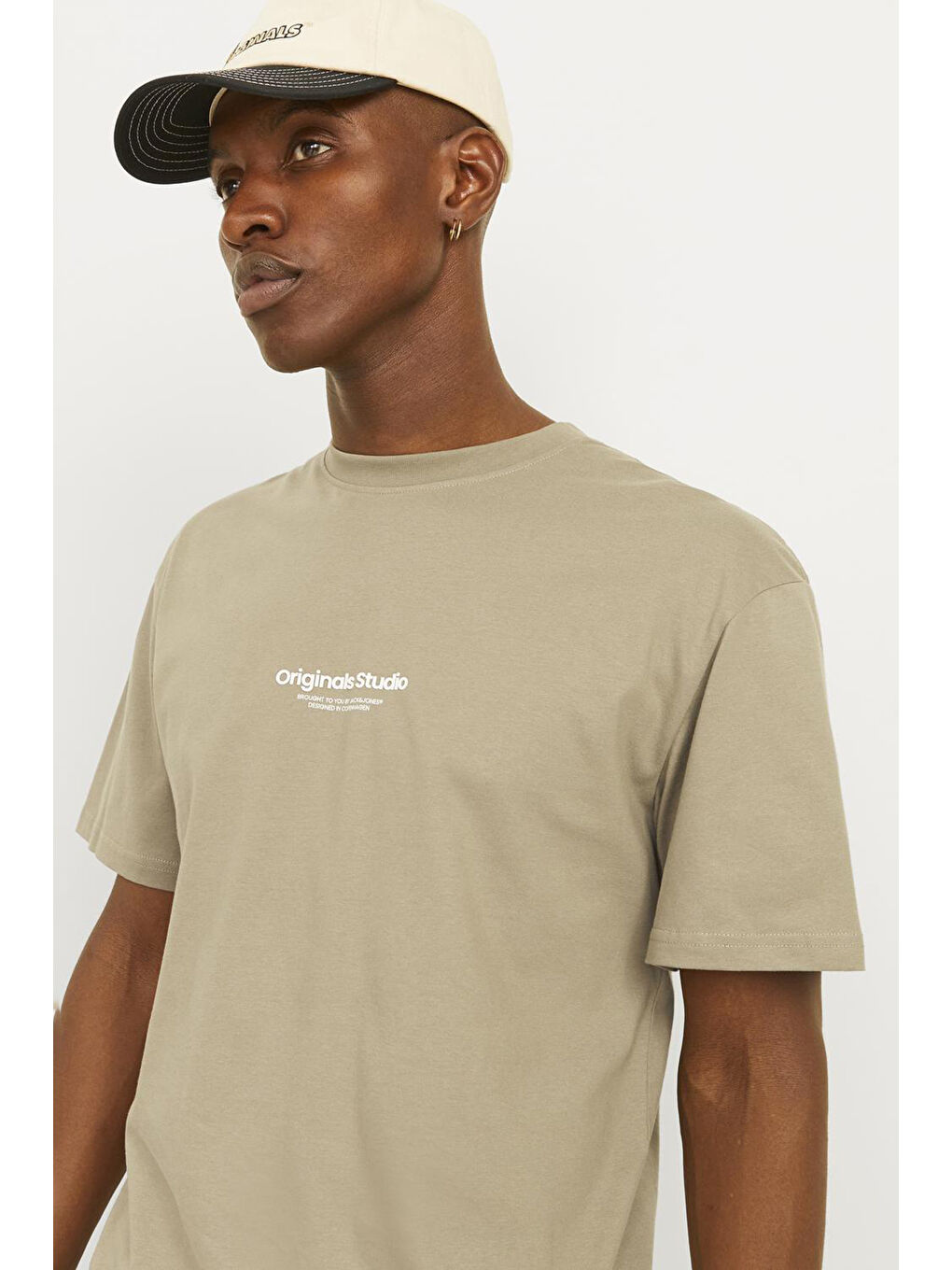 Bej Jorvesterbro Pamuklu Bisiklet Yaka Relaxed Fit Erkek %100 Pamuk Tişört 12240121-2