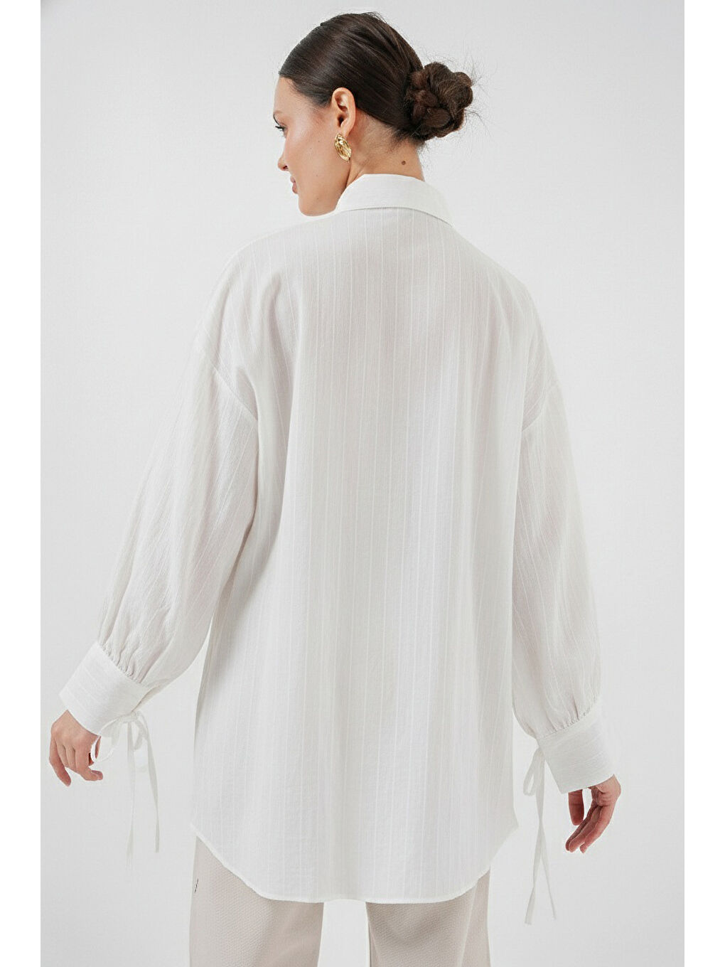 Kadın Oversize Bağcıklı Gömlek 5954 - Beyaz-3
