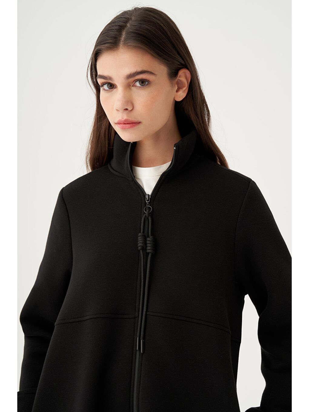 Siyah-Pamuklu Düğüm Kordonlu Sweatshirt-4