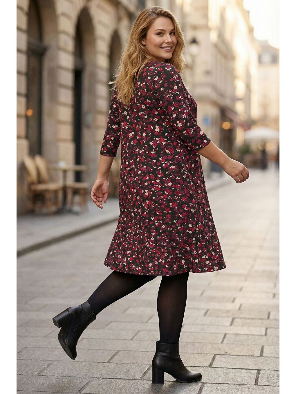 Büyük Beden Bisiklet Yaka Bordo Çiçek Desenli Dökümlü Cepli Diz Altı Elbise 270453-7