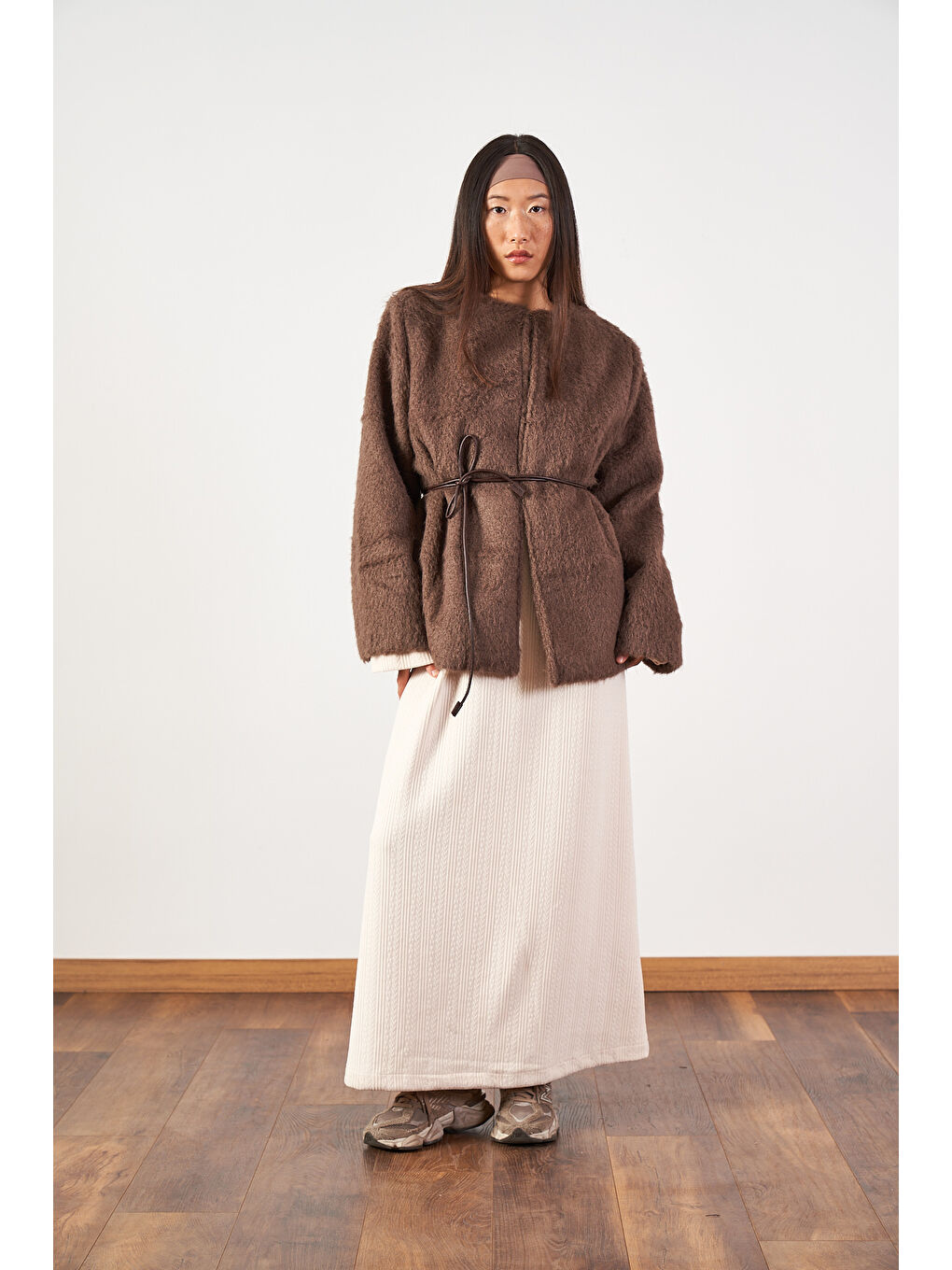 Dokulu Rahat Kesim Triko Elbise Ekru-6