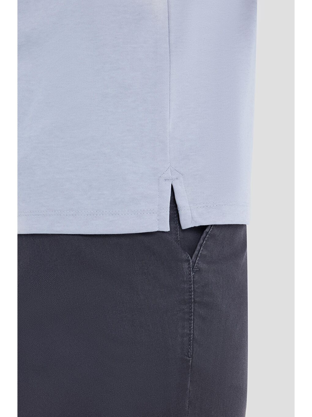 Gri Regular Fit Polo Yaka Erkek Tişört – Mikro Desenli-3