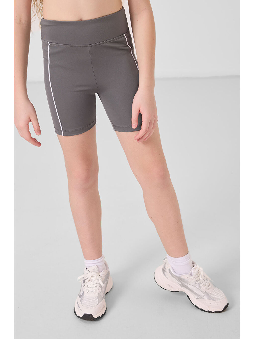 Koyu Gri Esnek Standart Fit Basic Performans Kız Çocuk Tayt - 75189-2