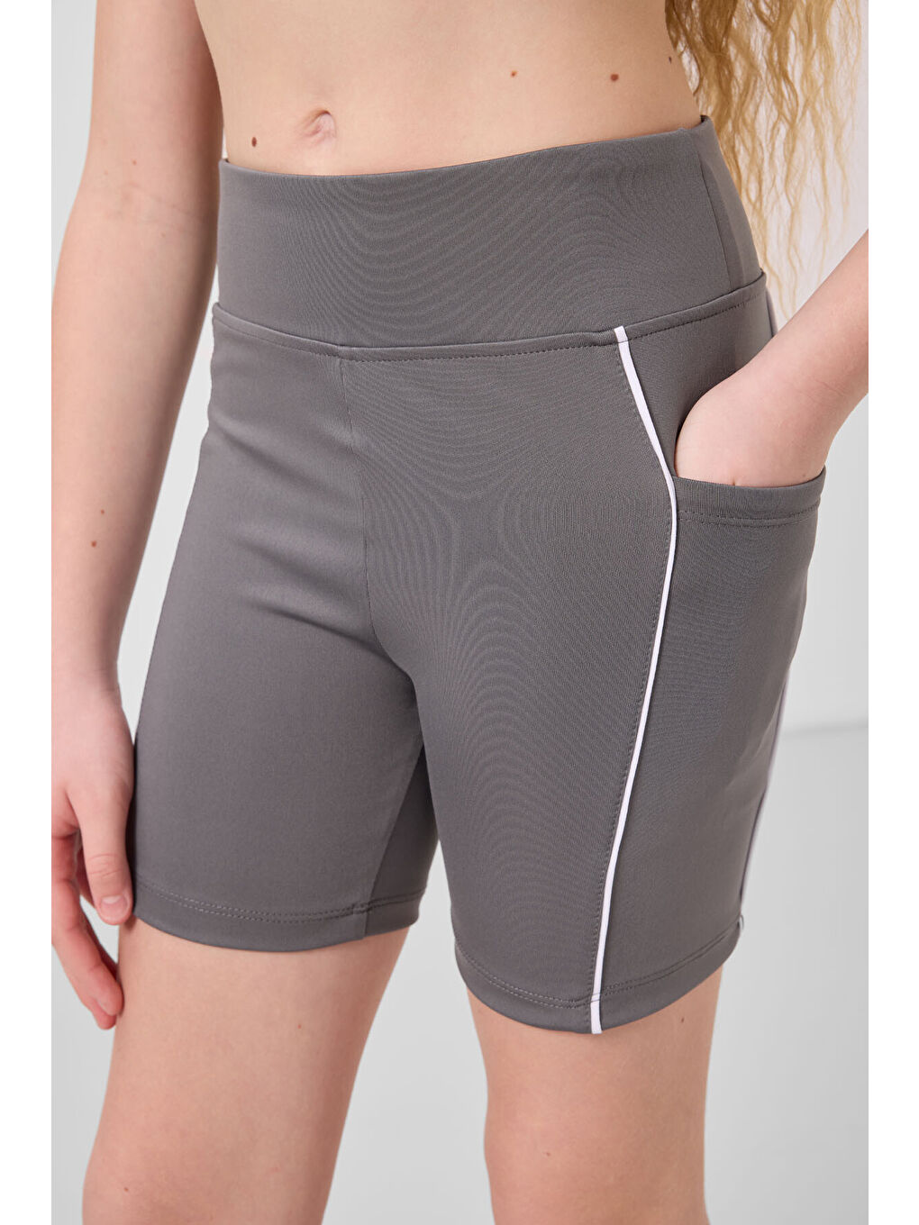 Koyu Gri Esnek Standart Fit Basic Performans Kız Çocuk Tayt - 75189-3