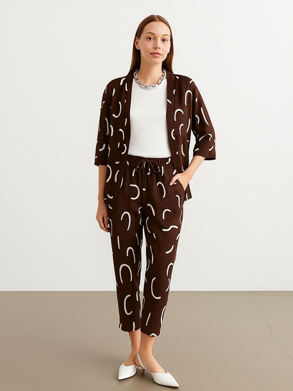 Kadın Kahverengi Desenli Kimono Gömlek Pantolon Takım-1