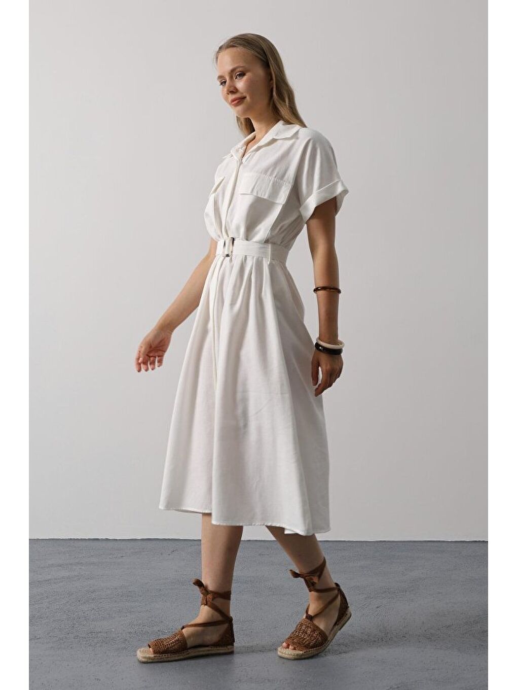 Kuşaklı Cep Detaylı Yarım Kol Elbise - Beyaz