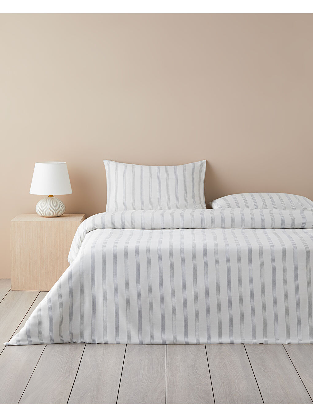 Bold Stitch İpliği Boyalı King Size Nevresim Takımı 240x220 cm Lacivert-Yeşil