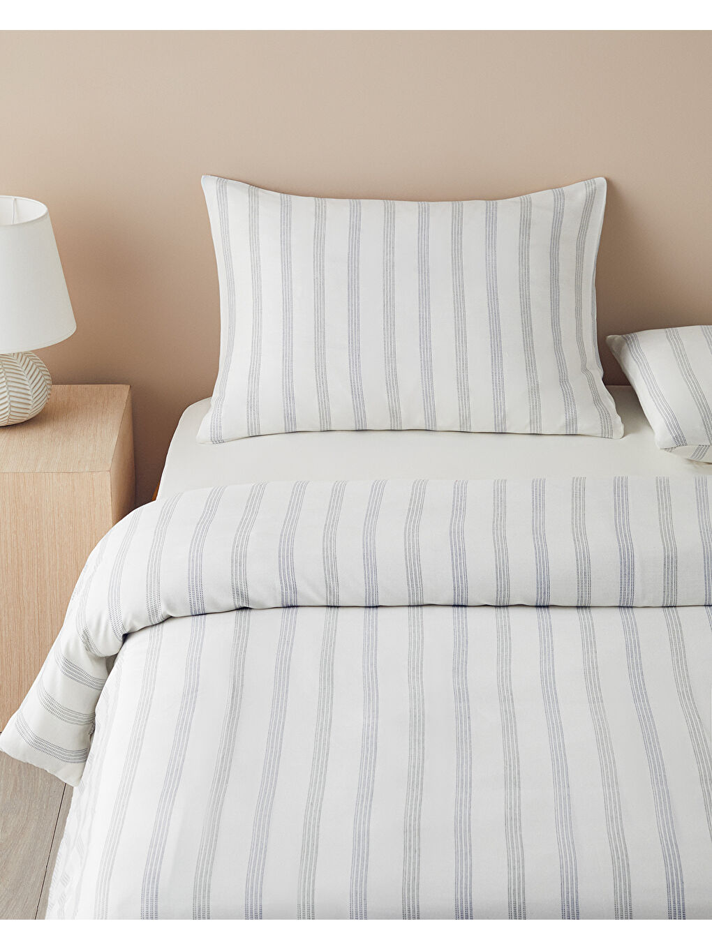 Bold Stitch İpliği Boyalı King Size Nevresim Takımı 240x220 cm Lacivert-Yeşil-1