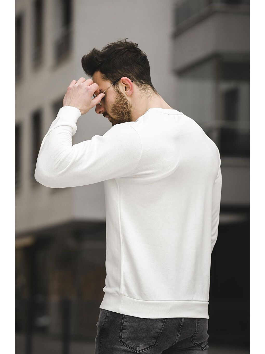 Beyaz Wellness Slim Fit Üç İplik Şardonsuz Baskılı Erkek Sweatshirt-3