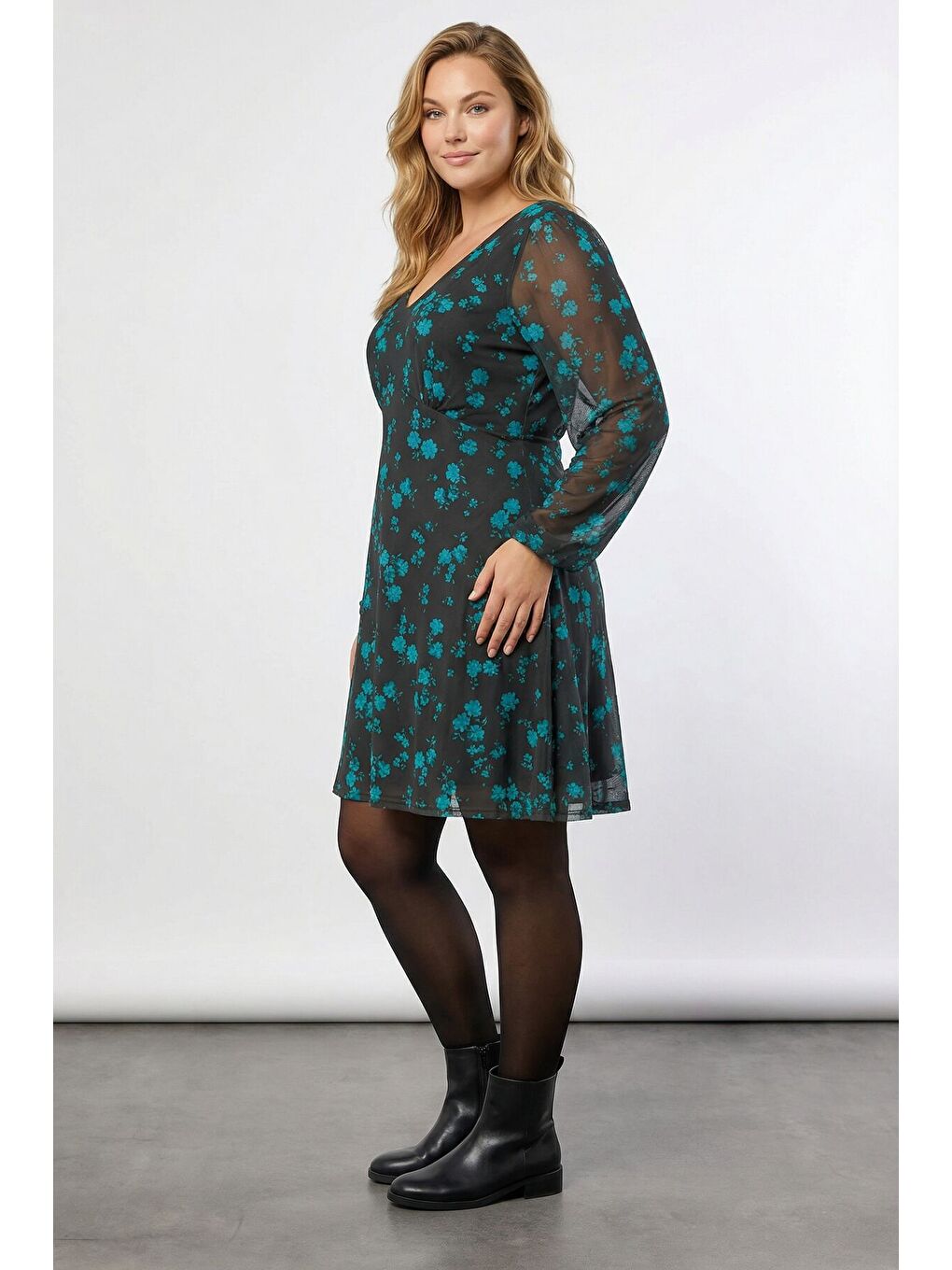 Mavi Büyük Beden Siyah Çiçek Desenli Kolları Tül Elbise 270367-4