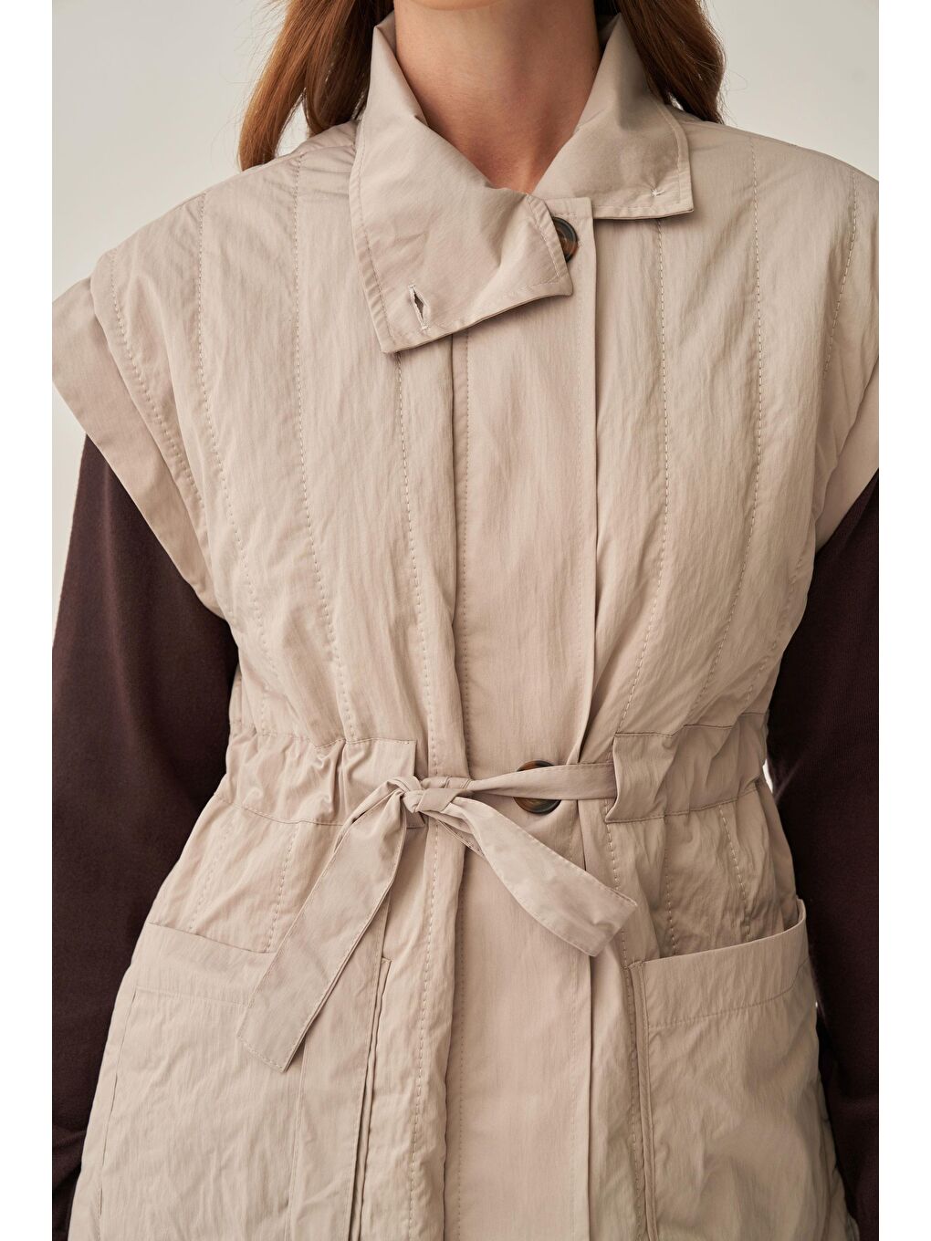 Bej Taş-Düğmeli Kemerli Kapitone Yelek-3