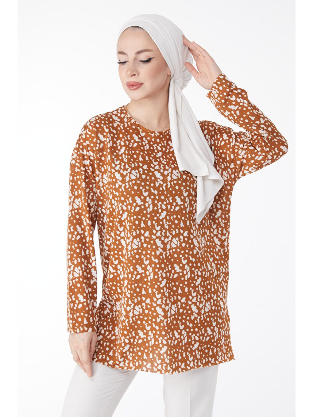 Bej Bisiklet Yaka Kadın Vizon Desenli Bluz - 24735
