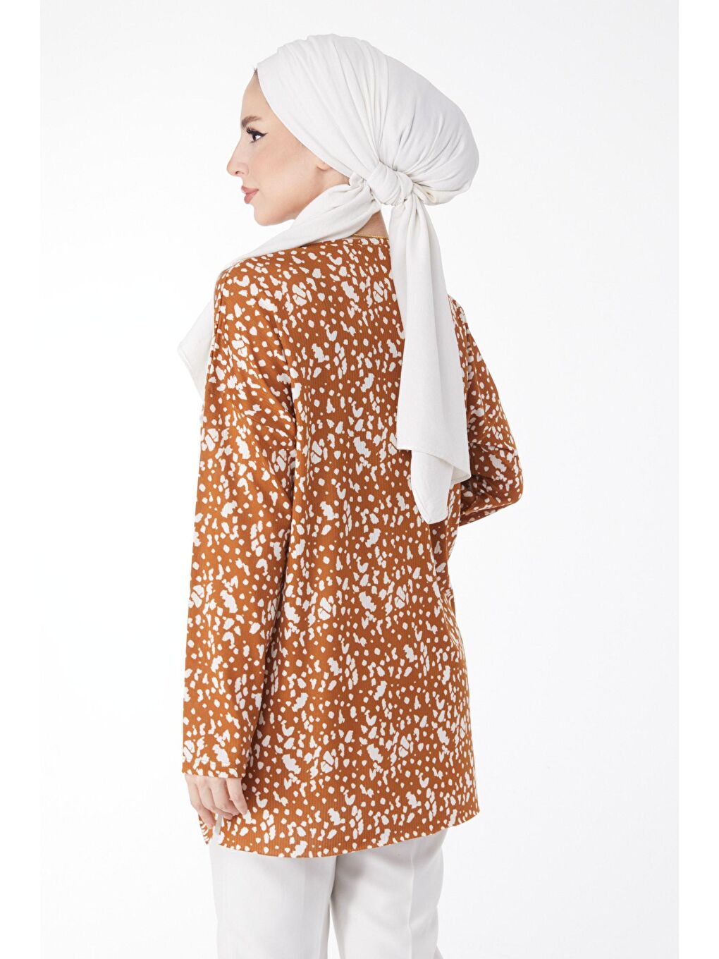 Bej Bisiklet Yaka Kadın Vizon Desenli Bluz - 24735-4