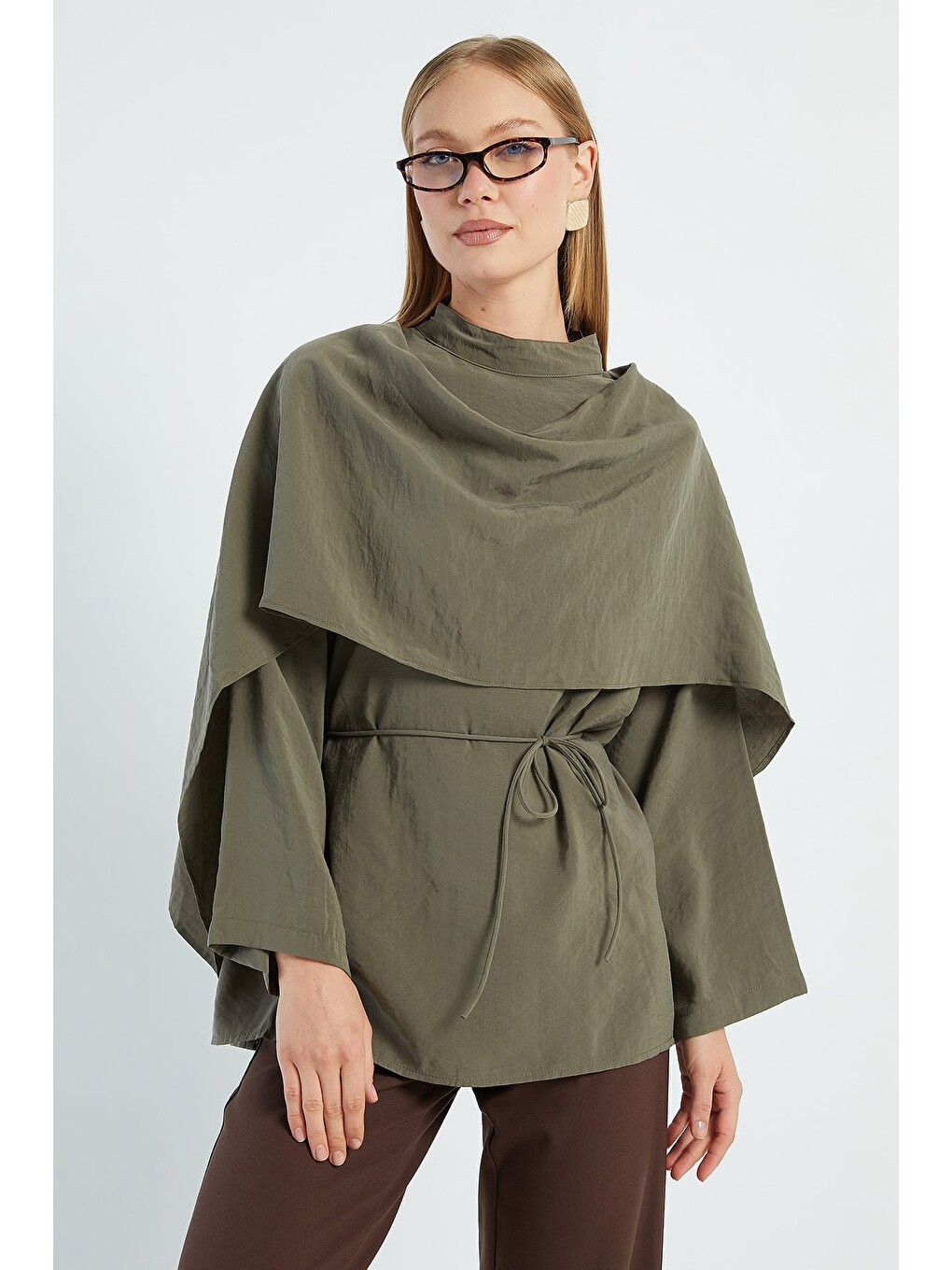 Haki Fullamodest Şal Detaylı Beli Bağlamalı Tunik-1