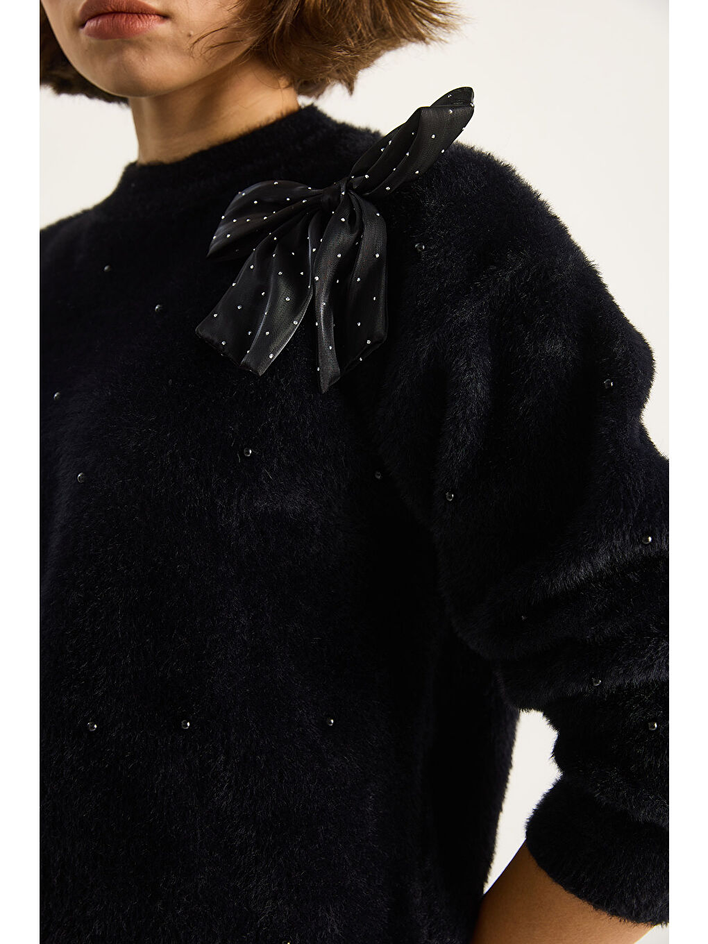 Siyah Kadın İnci Detaylı Kurdele Aksesuarlı Bisiklet Yaka Yumuşak Dokulu Kazak-6