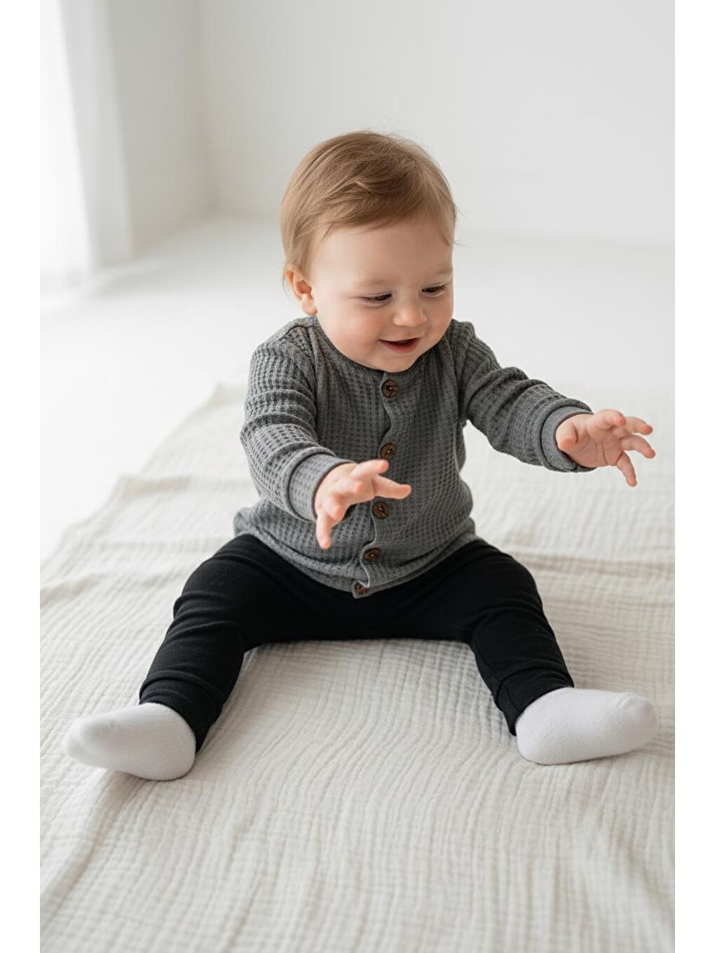 Bej Elastanlı Gofre Bebek Hırka-3