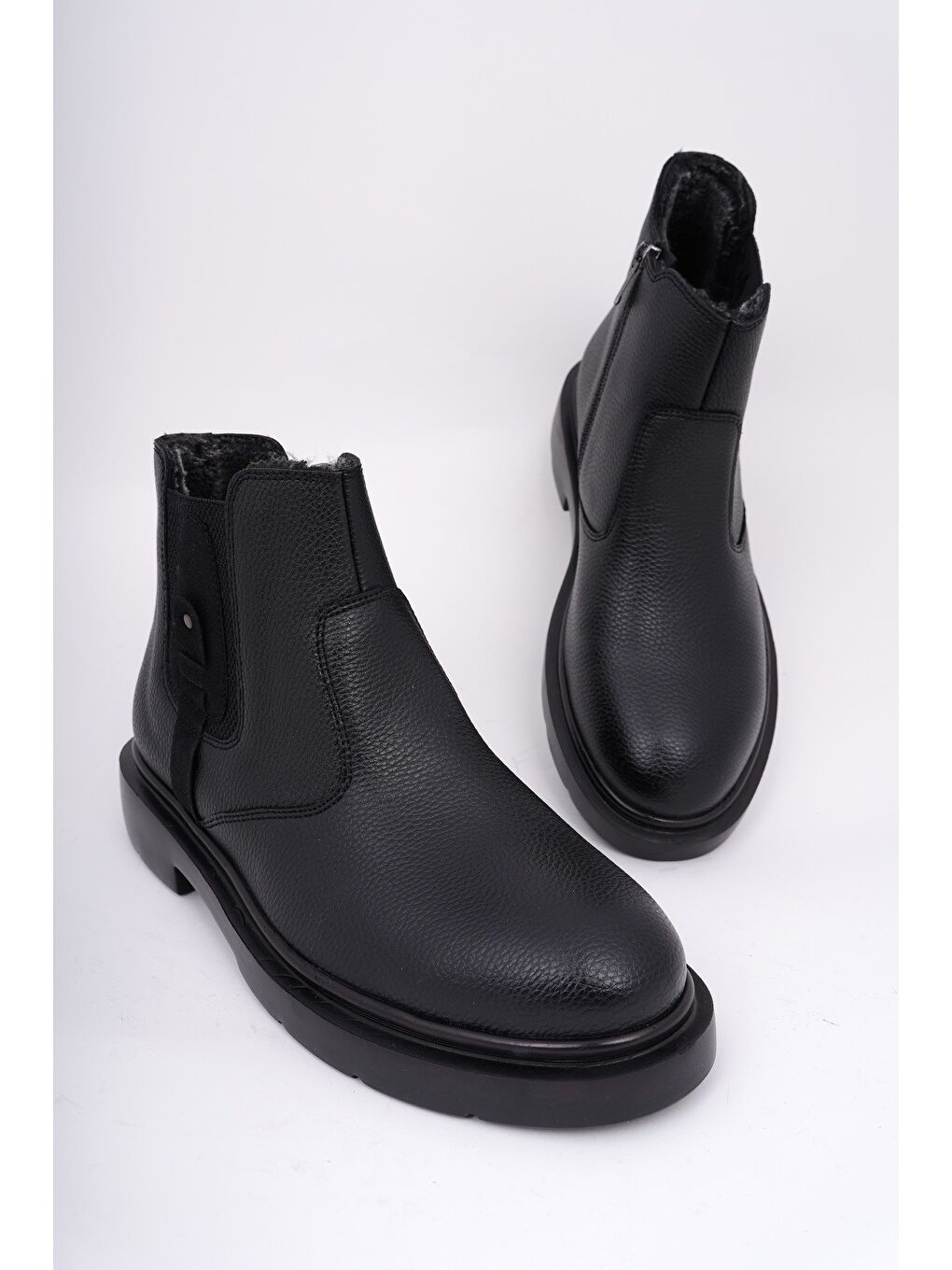 Siyah GERALT Fermuarlı İçi Kürklü Erkek Kışlık Bot