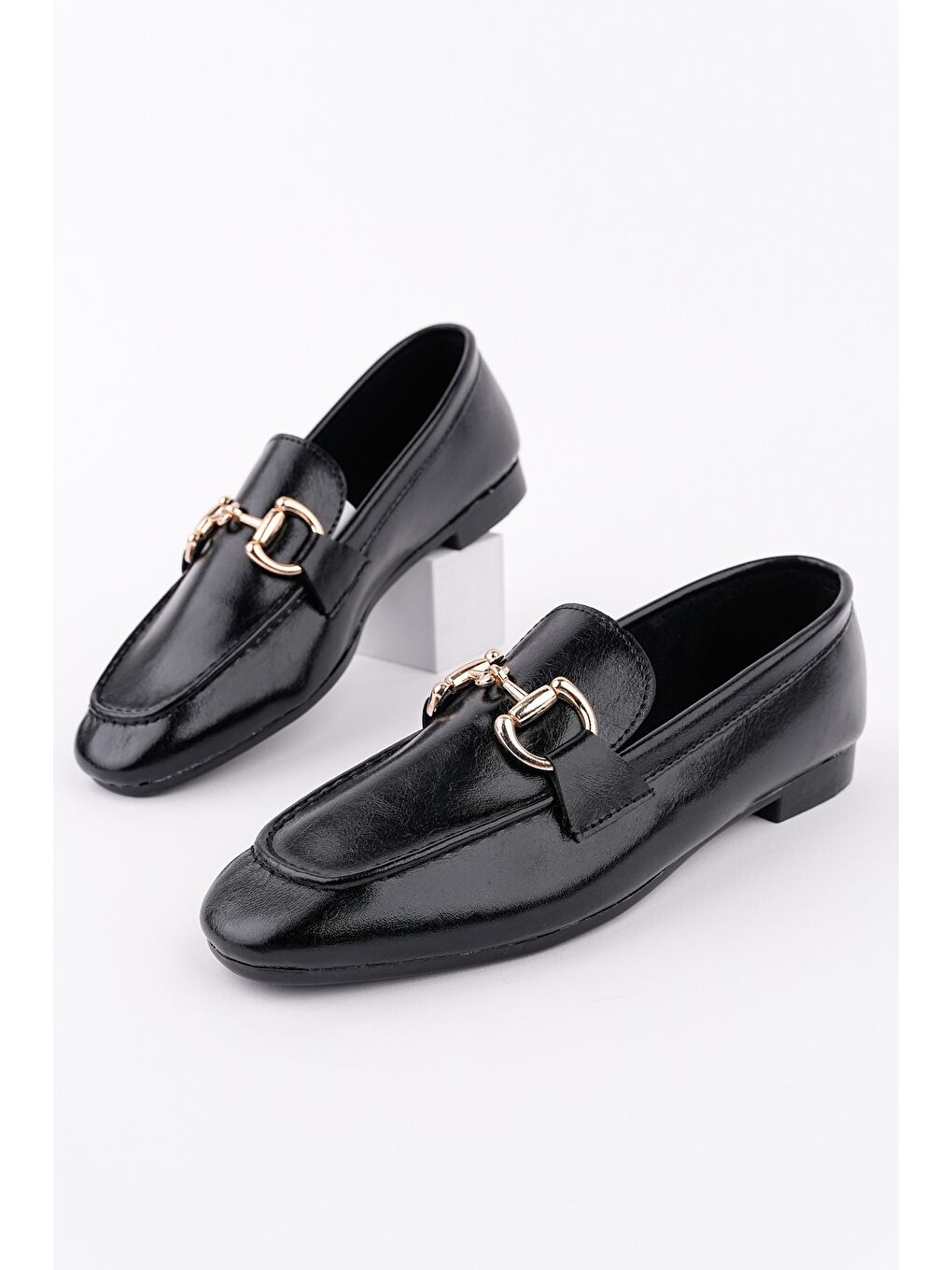 Siyah STRİDE Metal Tokalı Kadın Günlük Loafer Ayakkabı