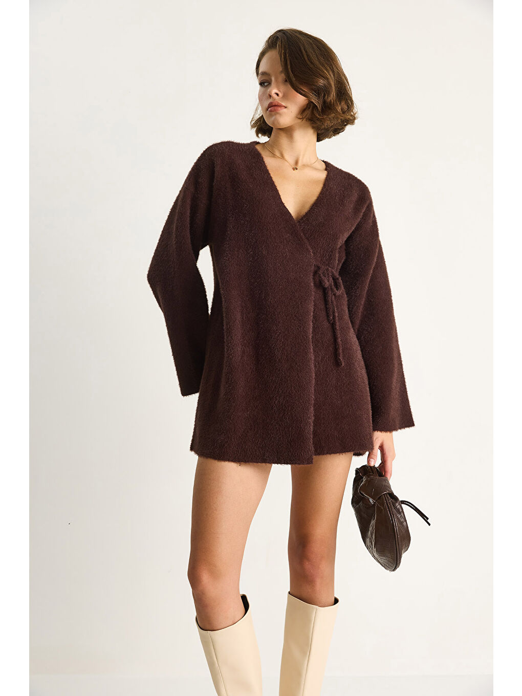 Kahverengi Kadın Kruvaze Kapama Yandan Bağlamalı Yumuşak Dokulu Triko Kimona W-4