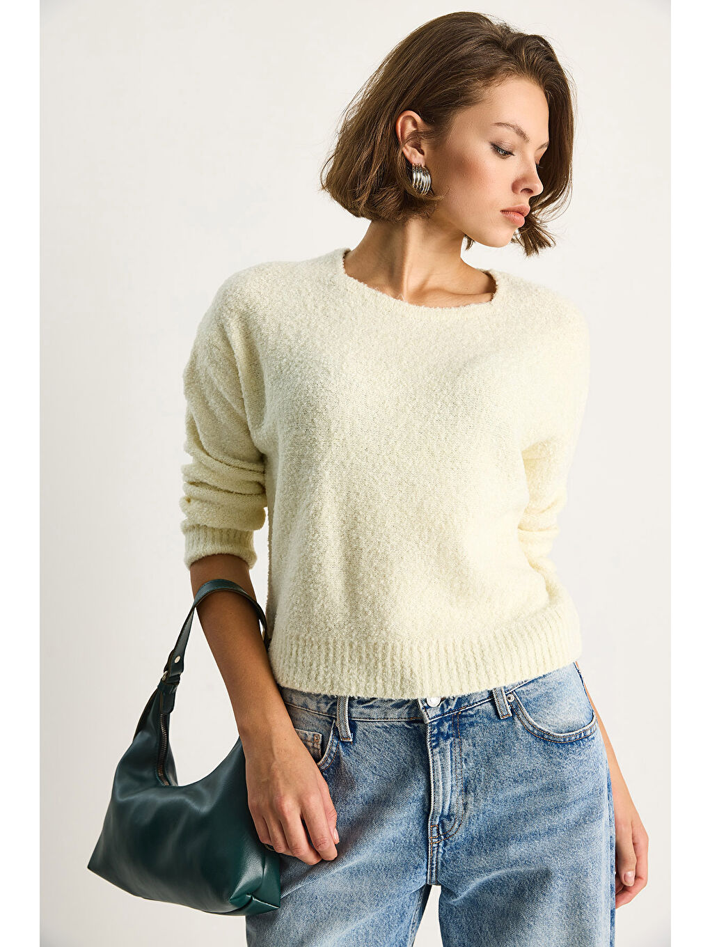 Ekru Kadın Bisiklet Yaka Yumuşak Doku Triko Kazak-3