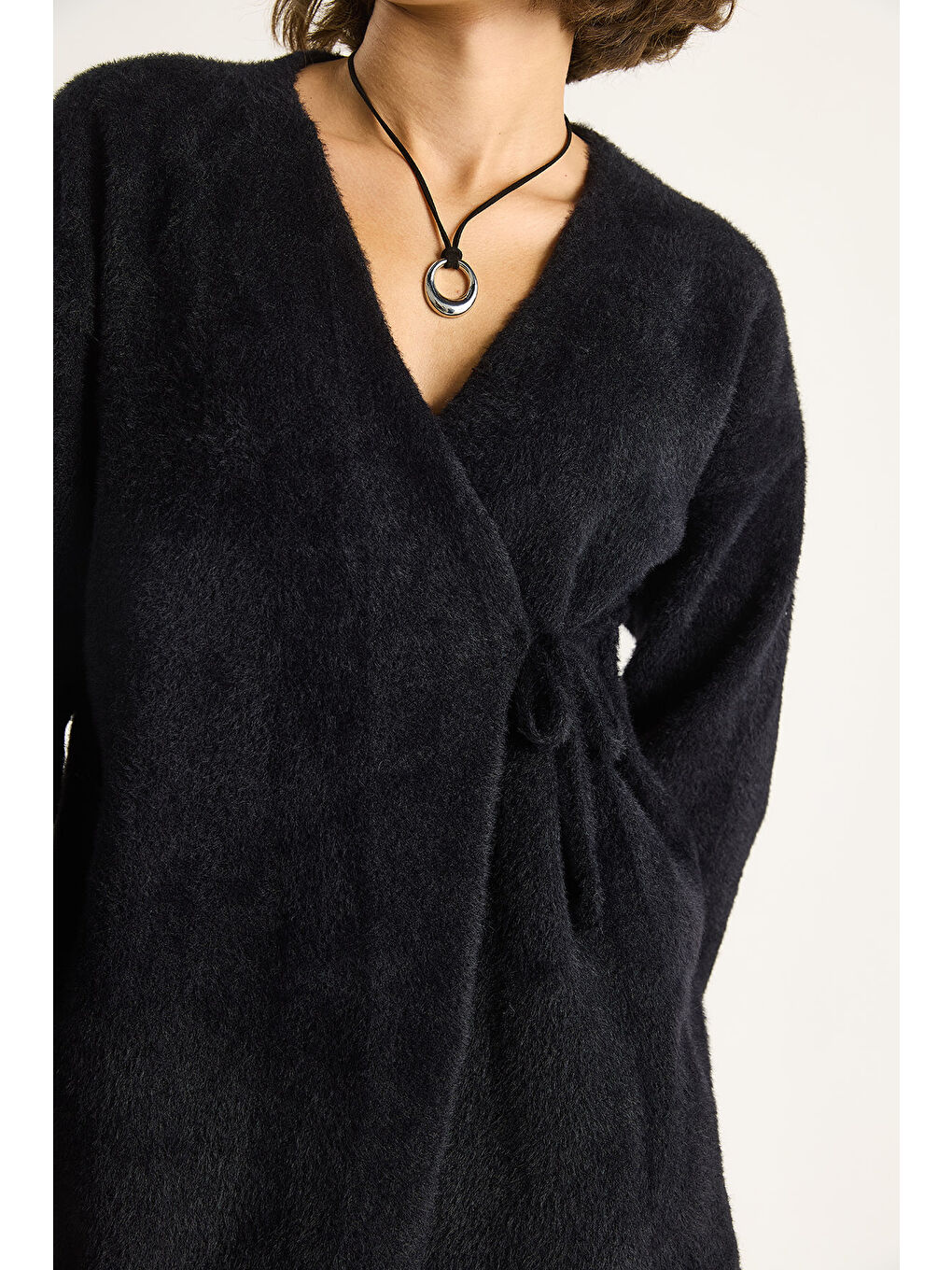 Siyah Kadın Kruvaze Kapama Yandan Bağlamalı Yumuşak Dokulu Triko Kimona W-5