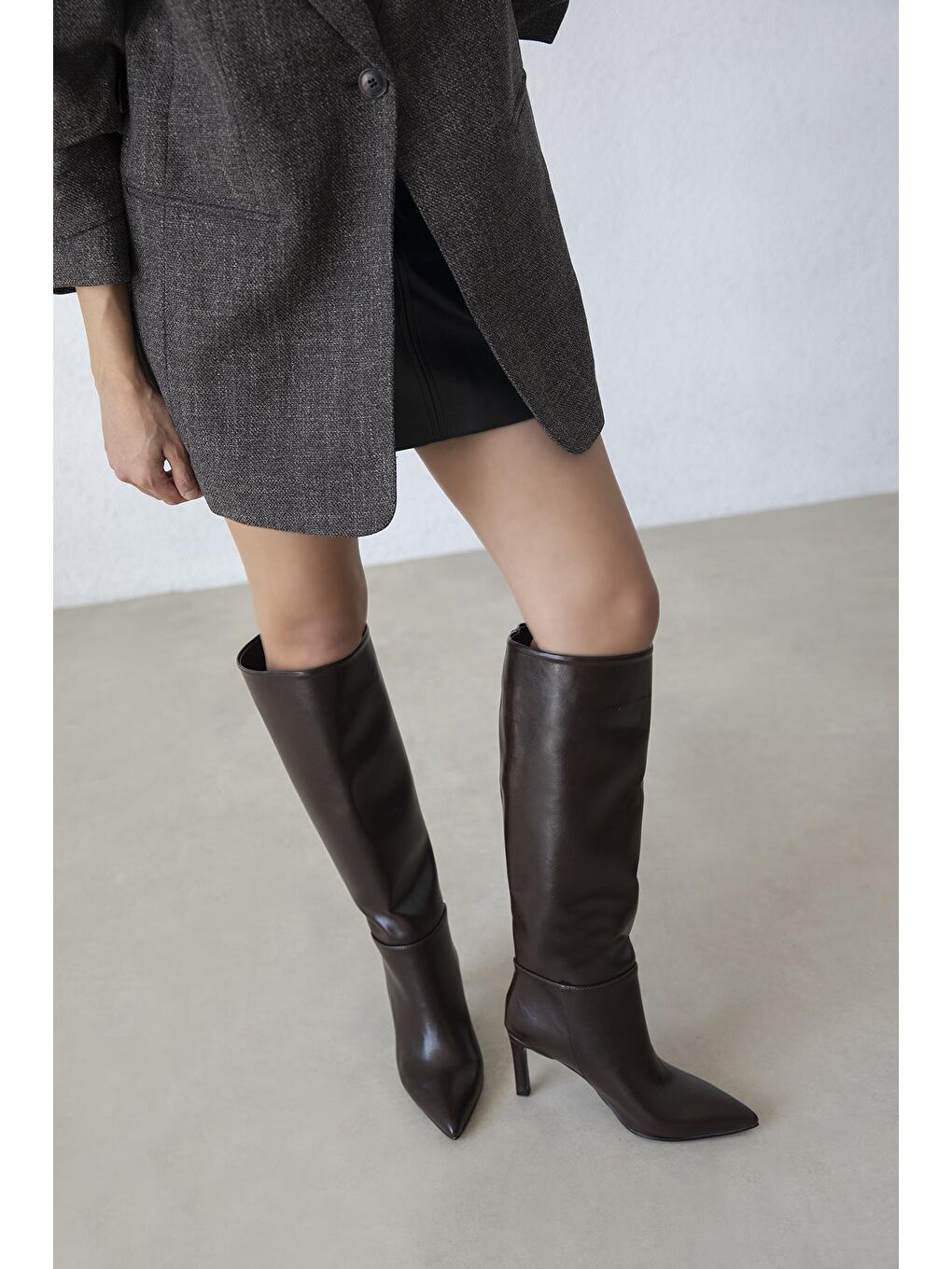 Kahverengi Nadia Kadın Kırışık Deri Çizme Kahve-1