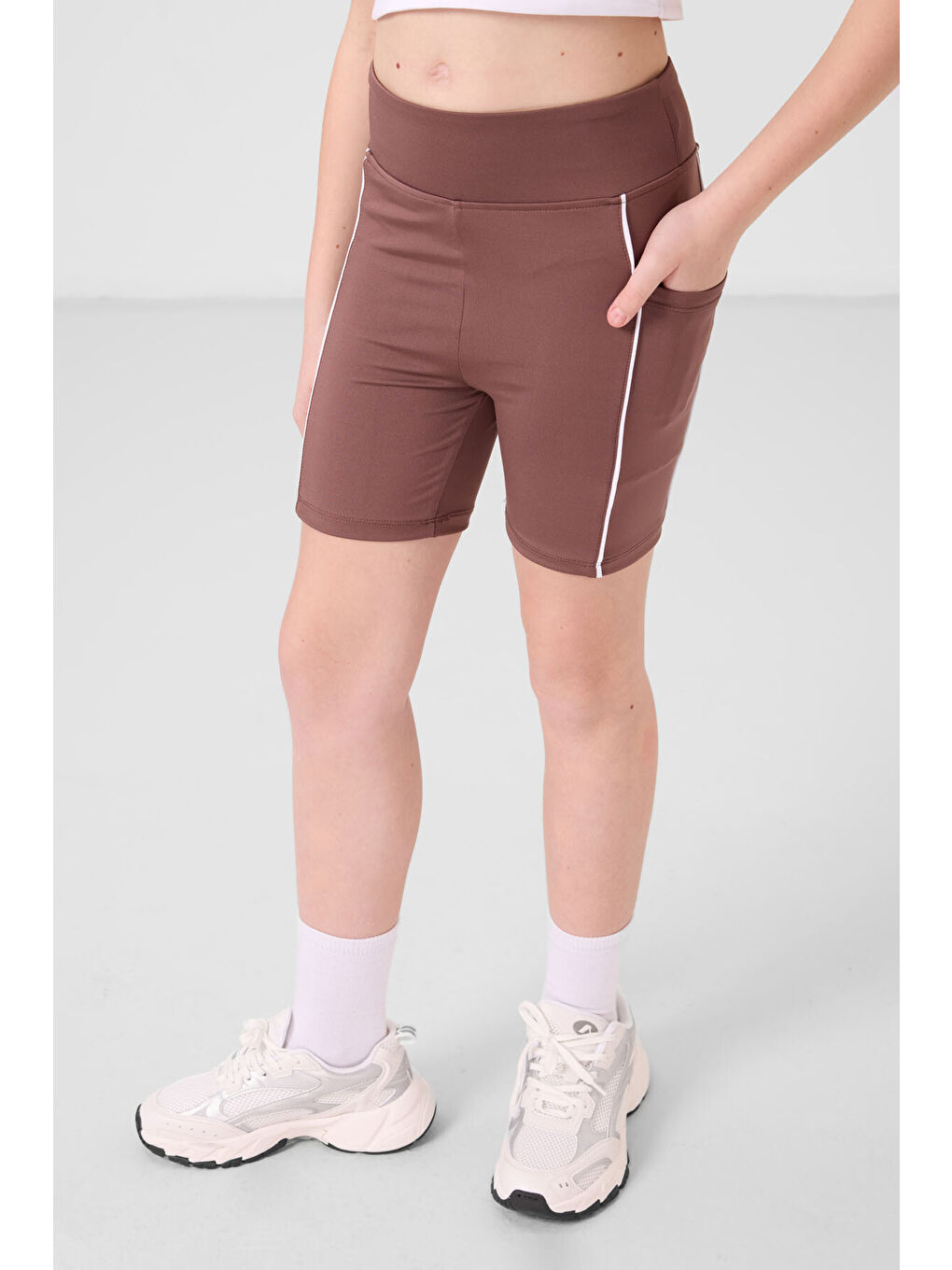 Kahverengi Esnek Standart Fit Basic Performans Kız Çocuk Tayt - 75189-1