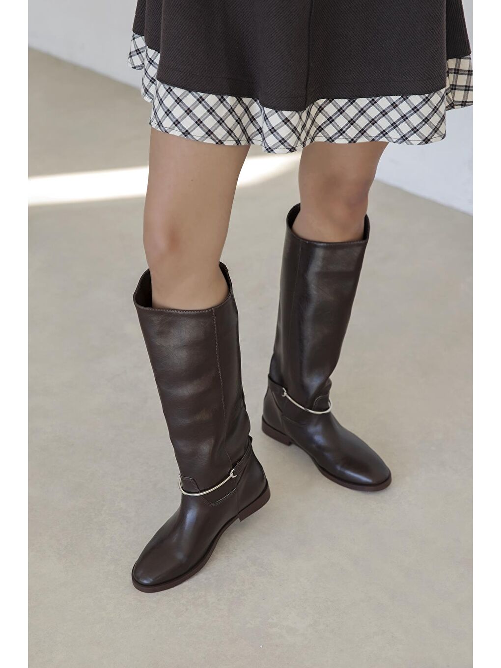 Kahverengi Lena Kadın  Aksesuar Detay  Deri  Çizme Kahve-3