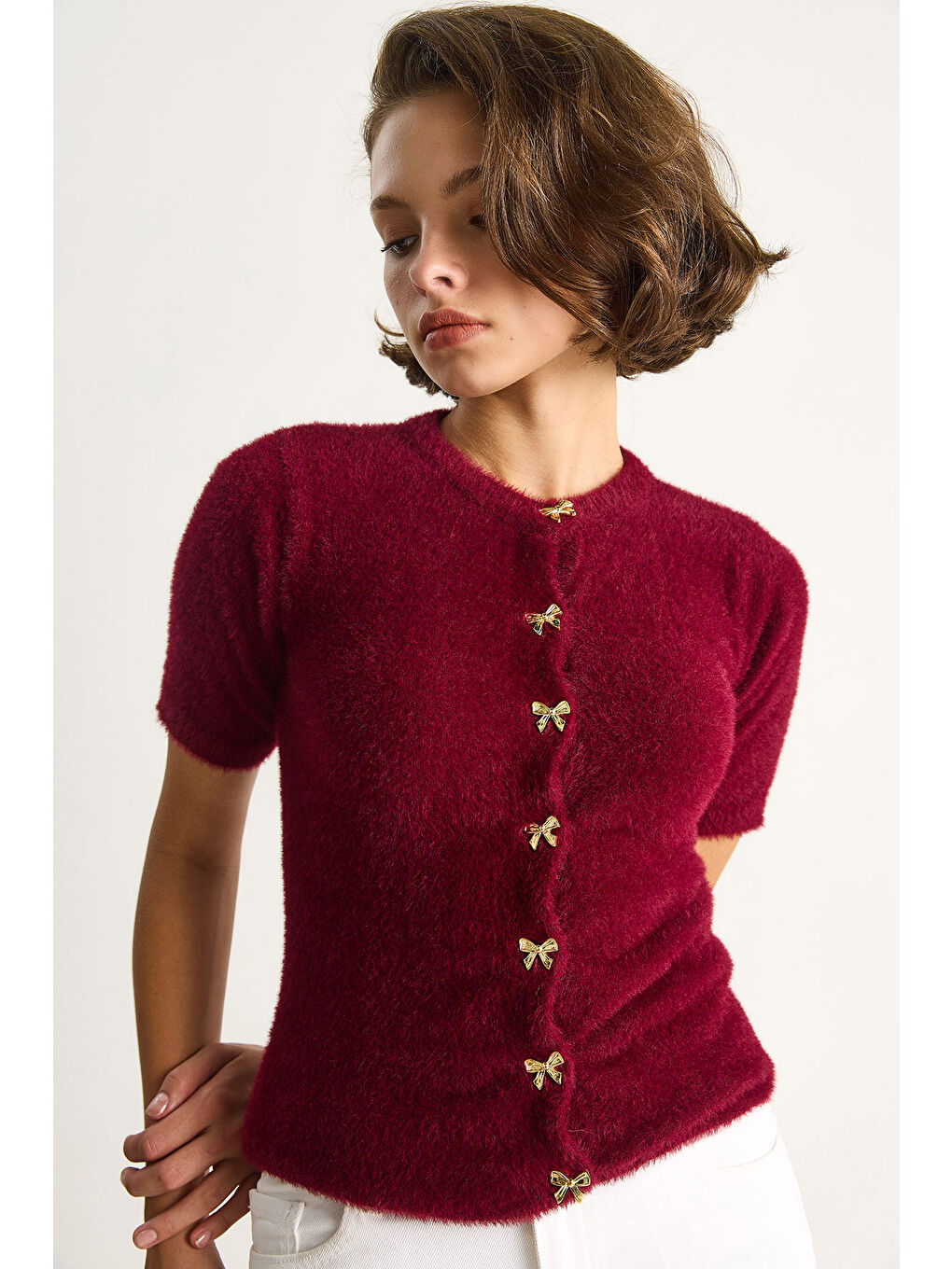 Bordo Kadın Fiyonk Düğme Detaylı Yumuşak Dokulu Triko Hırka w-4